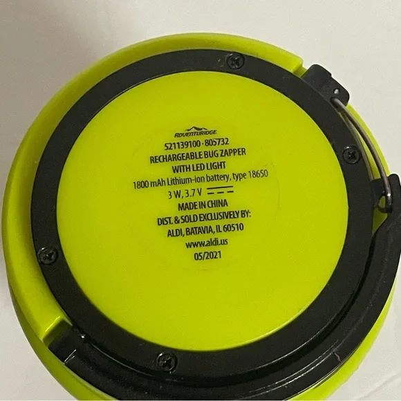 Adventuridge Rechargeable Green and Black Bug Zapper Light With Lantern - Picture 4 of 8